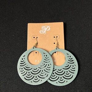 Elegant Green Earrings by